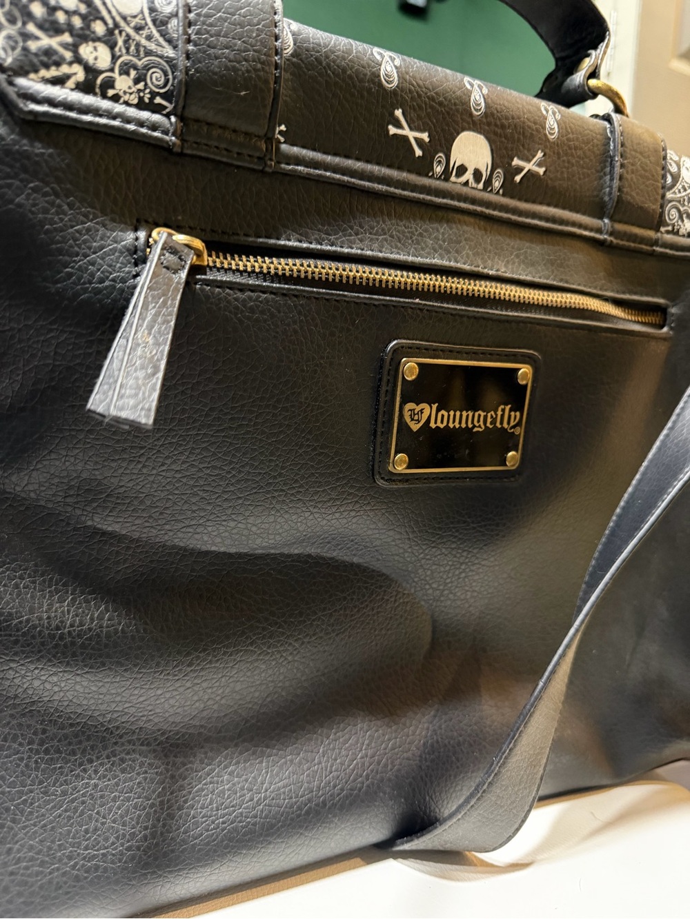 Loungefly Black Skull Print Messenger Bag with Brass Accents - Picture 4 of 9